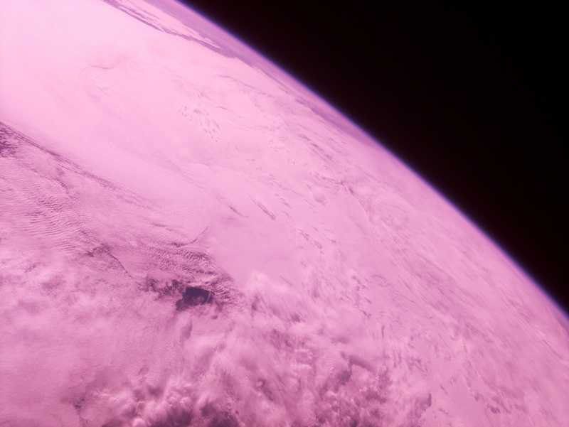 Изображение Земли, полученное спутником «Монитор-1» (без цветокоррекции)
